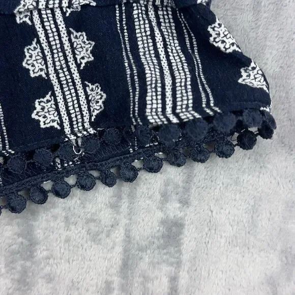 Three Dots Pull On Shorts Womens Sz M Navy Stripe Batik Smocked Waist Boho - Picture 3 of 8